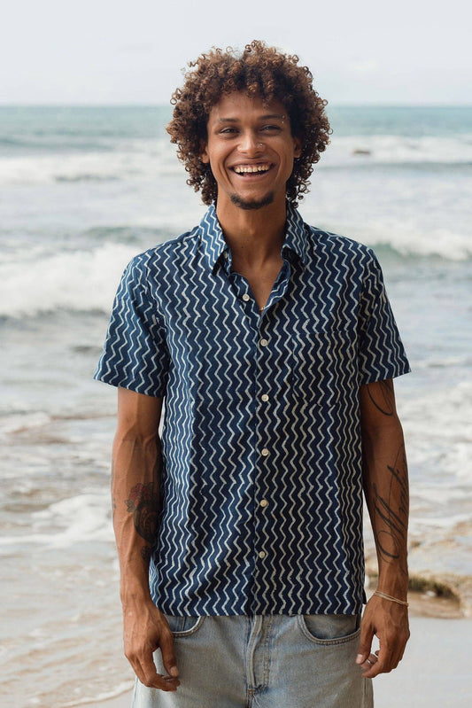 Mens Short Sleeve Button Down - ORGANIC COTTON - Indigo Zig Zag