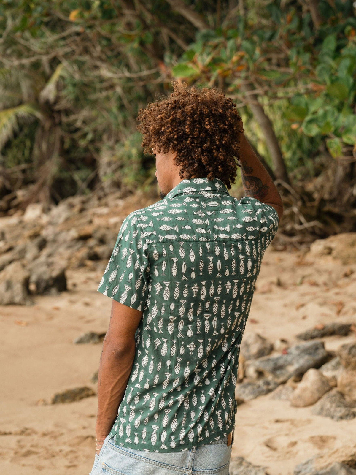 Mens Short Sleeve Button Down - ORGANIC COTTON - Pescado