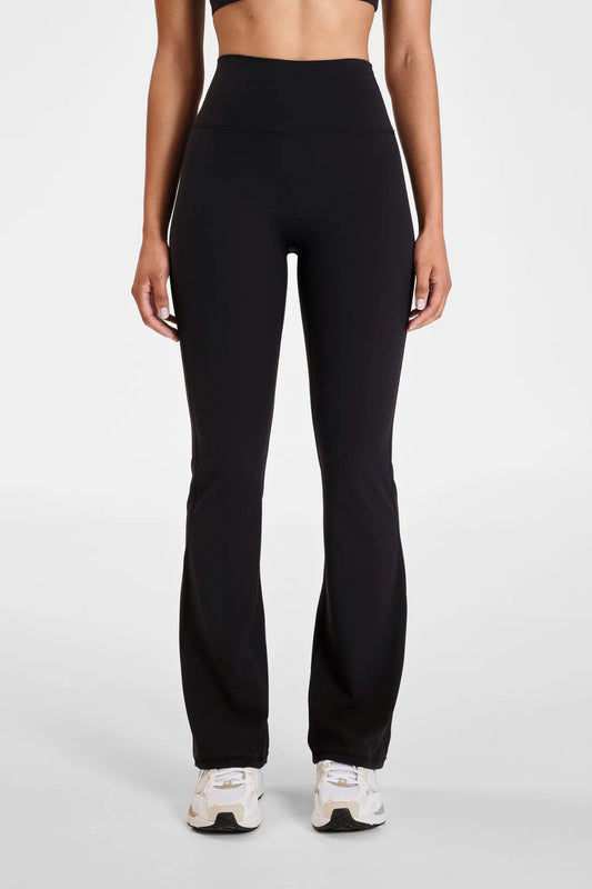 ALLFENIX CloudCore Flared Legging Black
