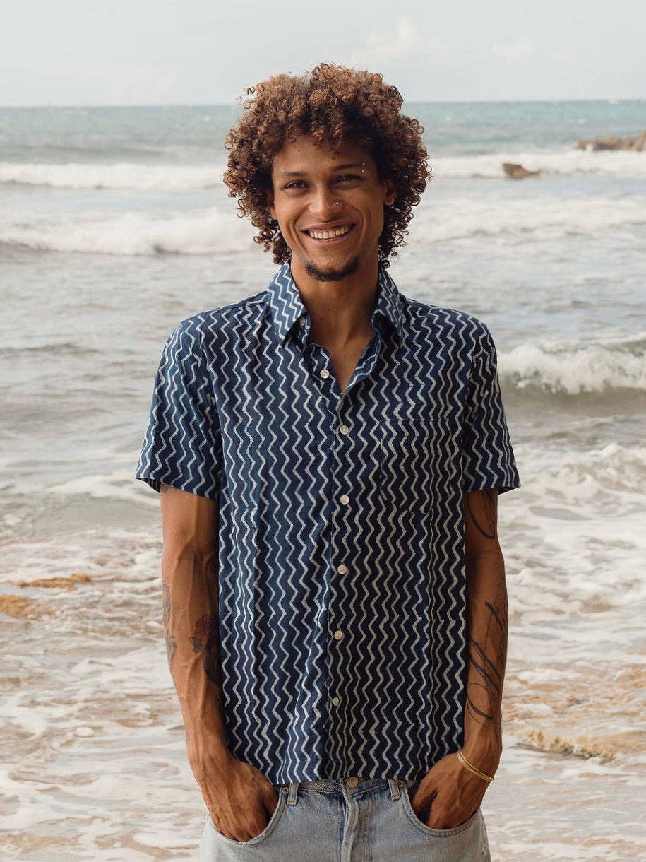 Mens Short Sleeve Button Down - ORGANIC COTTON - Indigo Zig Zag