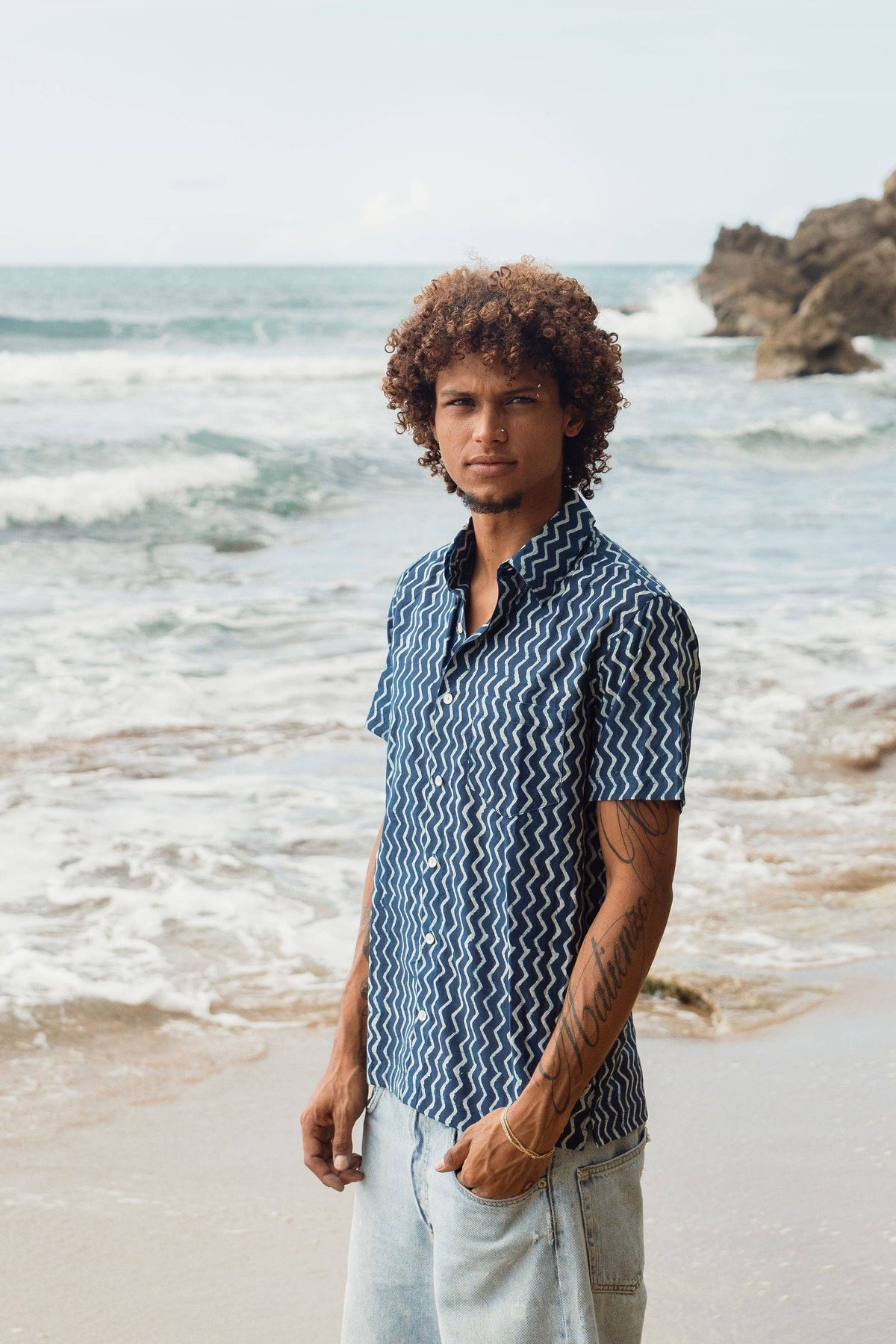 Mens Short Sleeve Button Down - ORGANIC COTTON - Indigo Zig Zag