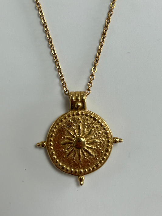 (NEW) Vintage Sun Necklace