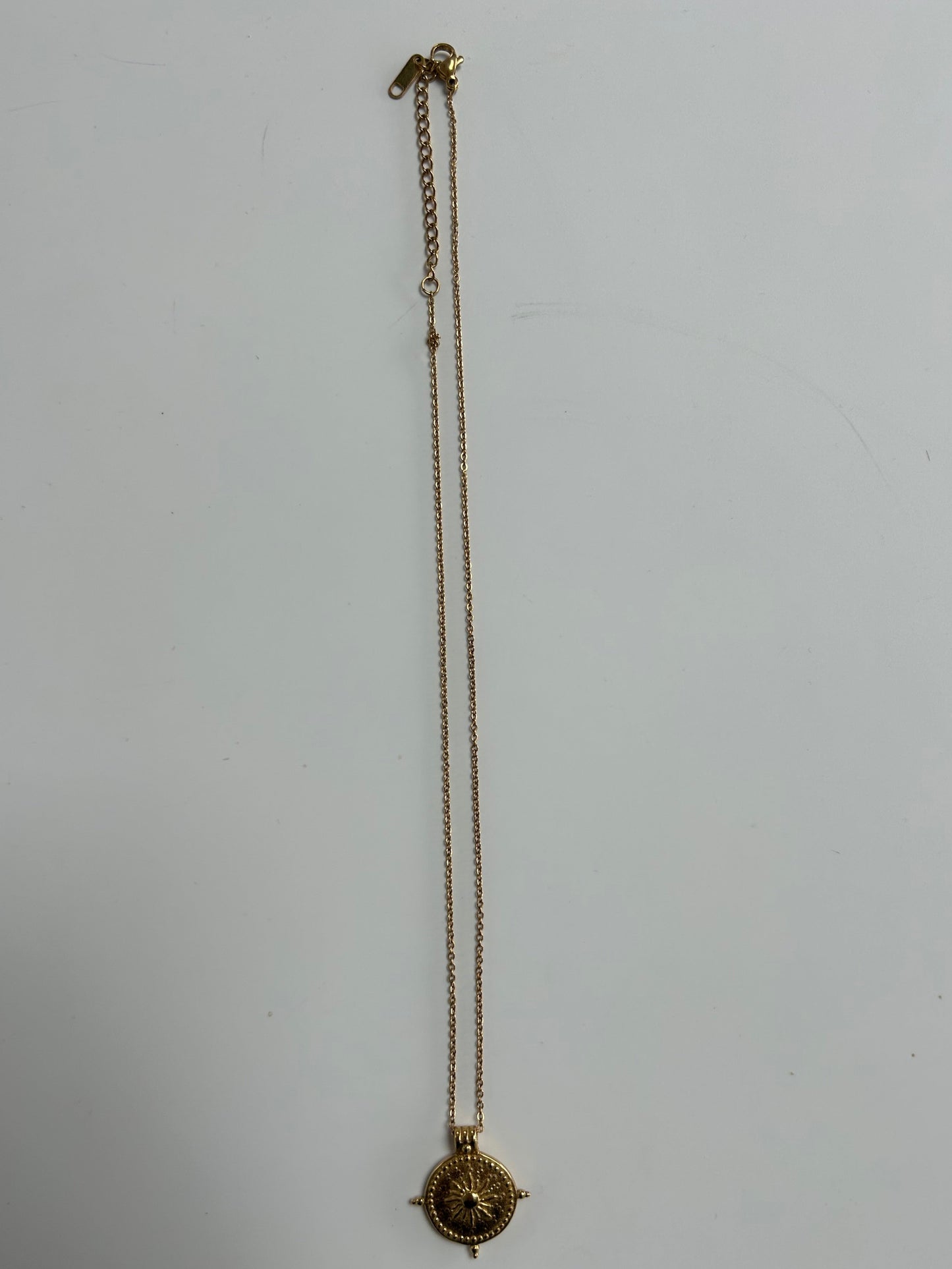 (NEW) Vintage Sun Necklace